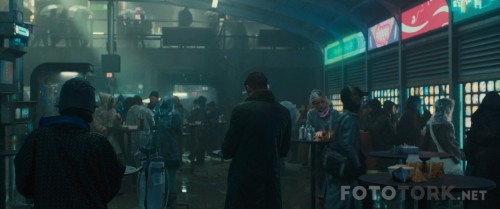Bicak-Sirti---Blade-Runner-2049-2017-720p-BluRay-x264-DUAL-TR-ENG-TORK.mkv_snapshot_00.44.26.jpg