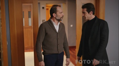 Siyah.Beyaz.Ask.BL.14.Web-DL.720p.TORK.mkv_snapshot_01.40.11.jpg
