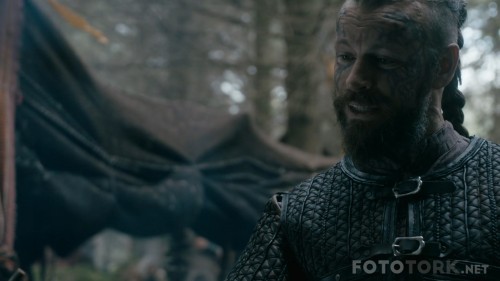 Vikings-S05E10-1080p-WEBRip-6CH-x265-HEVC-TR-Altyazi-TORK.mkv_snapshot_20.28.jpg
