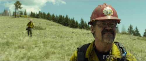 Only-the-Brave---Korkusuzlar-2017-1080p-10bit-BluRay-6CH-x265-HEVC-TR-Altyazi-TORK.mkv_snapshot_00.10.06.jpg
