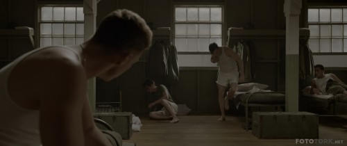 Hacksaw-Ridge-2016-2160p-4k-Ultra-HD-BluRay-x265-DUAL-TR-ENG-TORK.mkv_snapshot_00.45.34.jpg
