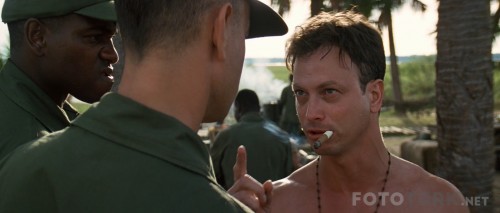 Forrest-Gump-1994-1080p-BluRay-x264-DUAL-TR-ENG-TORK.mkv_snapshot_00.43.03.jpg