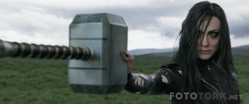 Thor-Ragnarok-2017-720p-BluRay-x264-DUAL-TR-ENG-TORK.mkv_snapshot_00.24.07.jpg