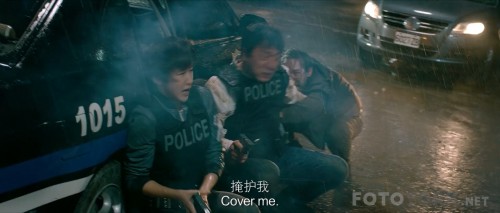 Bleeding.Steel.2017.1080p.HC.WEBRip.x264.AAC2.0-SHITBOX.mp4_snapshot_00.08.43.jpg