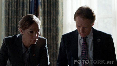 Homeland-S07E03-720p-WEB-DL-H264-DEFLATE-TR-Altyazi-TORK.mkv_snapshot_12.52.jpg