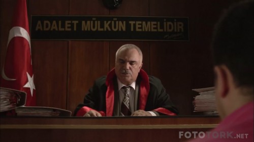 Bayrampasa-Ben-Fazla-Kalmayacagim-2007-1080p-WEB-DL-x264-AC3-TORK.mkv_snapshot_00.19.47.jpg