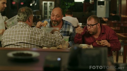 Cam-Yarmasi-2018-1080p-WEB-DL-x264-AC3-TORK.mkv_snapshot_00.32.07.jpg