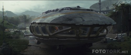 Star-Wars-The-Last-Jedi-2017-1080p-BluRay-x264-TR-Altyazi-TORK.mkv_snapshot_00.06.16.jpg