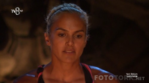 survivor05.jpg