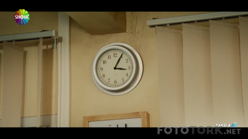 Taksi.4.2007.720p.HDTvRip.AC3.By.TheWelleTy.TORK.mkv_000969761.png