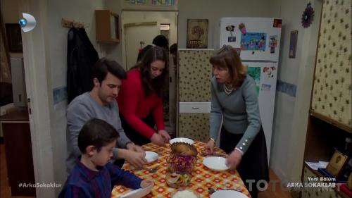 Arka.Sokaklar.BL.476.HDTvRip.720p.AC3.by.TheWelleTy.TORK.mkv_005334926.png