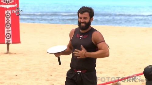 Survivor-2018-Unluler-Gonulluler-15.04.2018-HDTvRip-720p-AC3-by-dmLprN-TORK.mkv_snapshot_00.57.40.jpg