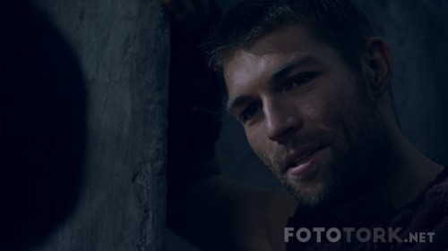 Spartacus-Vengeance---Spartakus-Intikam-E01.mkv_snapshot_17.55.jpg