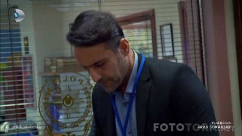 Arka.Sokaklar.BL.478.HDTvRip.720p.AC3.by.TheWelleTy.TORK.mkv_37097200000.png