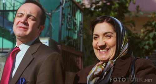 Adana-Isi-2015-1080p-WEB-DL-x264-AC3-TORK.mkv_snapshot_00.04.00.jpg