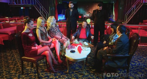Adana-Isi-2015-1080p-WEB-DL-x264-AC3-TORK.mkv_snapshot_00.05.37.jpg