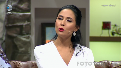 Beyaz.Show.Sezon.Finali.04.05.2018.HDTvRip.720p.AC3.by.TheWelleTy.TORK.mkv_40547200000.png