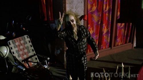Beetlejuice-1988.avi_snapshot_01.09.10.jpg