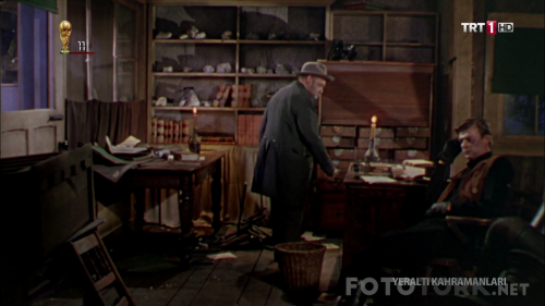 TRT.Gunduz.Sinemasi.Yeralti.Kahramanlari.1951.HDTvRip.720p.AC3.by.TheWelleTy.TORK.mkv_25420400000.png