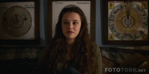 13-Reasons-Why---Olmek-Icin-13-Sebep-S02E02-Iki-Kizin-Opusmesi.mkv_snapshot_01.54.jpg