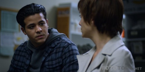 13-Reasons-Why---Olmek-Icin-13-Sebep-S02E02-Iki-Kizin-Opusmesi.mkv_snapshot_49.14.jpg