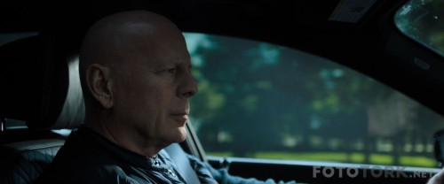 Death-Wish-Oldurme-Arzusu-2018-1080p-BluRay-x264-DUAL-TR-ENG-TORK_00_48_32_04_5.jpg