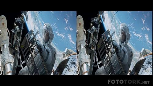 Yercekimi---Gravity-2013-3D-1080p-BluRay-Half-SBS-Dual-TR-EN-TORK.mkv_snapshot_00.04.52.jpg