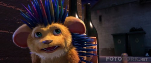 Bobby-the-Hedgehog-Bobi-Dikenlerin-Gucu-Adina-2016-1080p-WEB-DL-x264-DUAL-TR-ENG_00_25_42_02_3.jpg