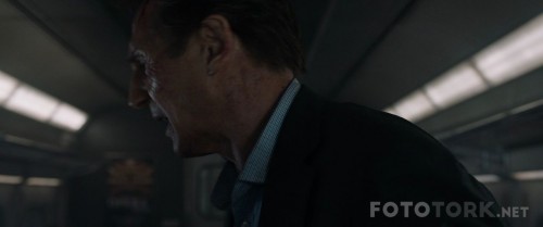 The.Commuter.2018.720p.BluRay.x264-DUAL.TR.ENG_01_06_47_03_7.jpg