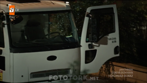 Eskiya.Dunyaya.Hukumdar.Olmaz.BL.119.HDTvRip.720p.AC3.by.TheWelleTy.TORK.mkv_005690736.png