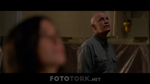 Bird.Box.2018.720p.NF.WEB-DL.x264.DUAL.TR-ENG.TORK.mkv_001717417.png