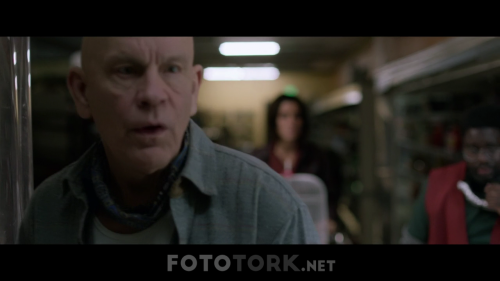 Bird.Box.2018.720p.NF.WEB-DL.x264.DUAL.TR-ENG.TORK.mkv_002933958.png