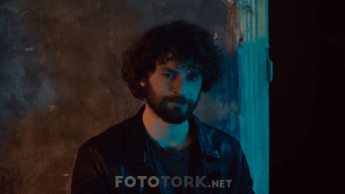 vlcsnap-2019-01-02-10h01m26s099-min.png