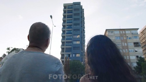 Bartu-Ben-S01-B04-720p-AC3-BluTV-by-LordOfRip-TORK.mkv_snapshot_13.29_2019.01.05_13.34.46.jpg