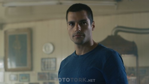 Boru-S01E04-Mahalle-TORK.mkv_snapshot_00.30.44.836.jpg