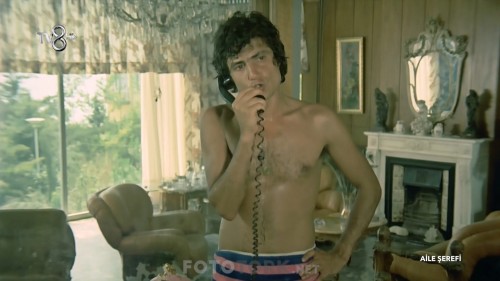 Aile.Serefi.1976.1080p.AC3.by.TheWelleTy.TORK.mkv_snapshot_00.36.45.931.jpg