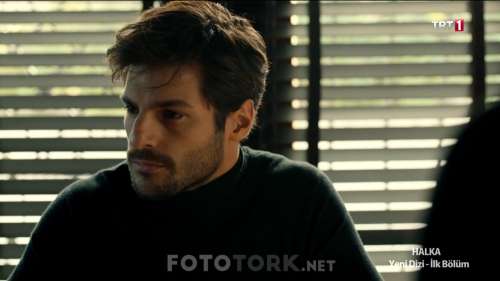 Halka.BL.01.HDTvRip.720p.AC3.by.TheWelleTy.TORK.mkv_003014160.png