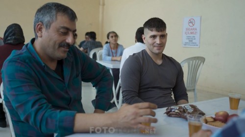 Sifir-Bir-Bir-Zamanlar-Adanada-S04-BL01-1080p-WEB-DL-x264-AAC---TORK.mkv_snapshot_18.31.948.jpg