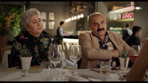 Gurbuz---Hadi-Allaha-Emanet-2018-1080p-WEB-DL-x264-AC3-SanSurSuz-TORK.MP4_snapshot_00.32.36_2019.01.31_07.49.55.jpg