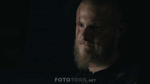 Vikings-S05E16-The-Buddha.mkv_snapshot_07.31.064.jpg