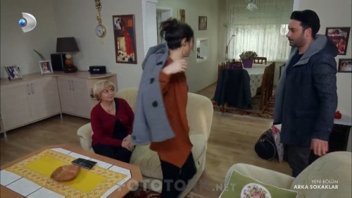 Arka.Sokaklar.BL.504.HDTvRip.720p.AC3.by.cideli37.TORK.mkv_snapshot_00.57.53.jpg