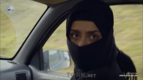 Arka.Sokaklar.BL.504.HDTvRip.720p.AC3.by.cideli37.TORK.mkv_snapshot_01.54.20.jpg
