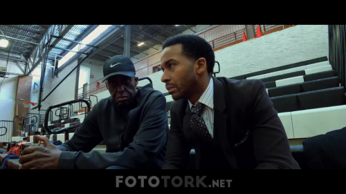 High.Flying.Bird.2019.720p.NF.WEB-DL.x264.DUAL.TR-ENG.TORK.mkv_000993920.png