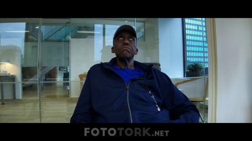High.Flying.Bird.2019.720p.NF.WEB-DL.x264.DUAL.TR-ENG.TORK.mkv_003333240.png