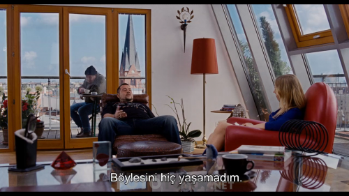 Berlin.Kaplani.2012.720p.WEB-DL.DD5.1.x264.TORK.mkv_000598160.png