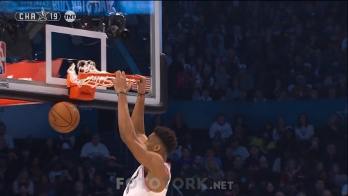 NBA-All-Star-Weekend-2019-Team-Giannis---Team-LeBron-18.02.19-720p-HDTVRip-x264-TORK.mkv_snapshot_00.03.45.567.jpg