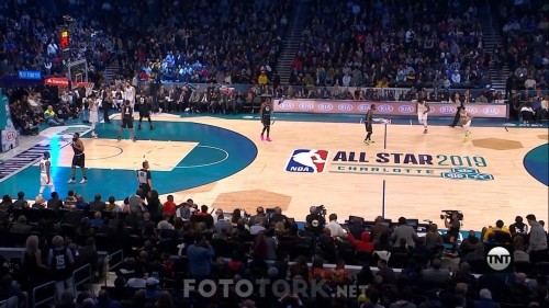 NBA-All-Star-Weekend-2019-Team-Giannis---Team-LeBron-18.02.19-720p-HDTVRip-x264-TORK.mkv_snapshot_00.27.14.792.jpg