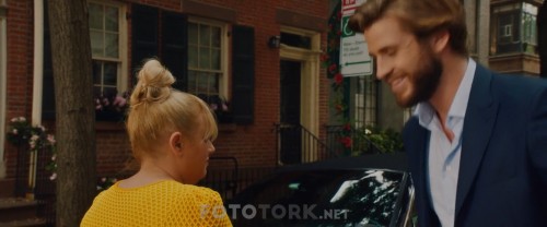 Isnt.It.Romantic.2019.1080p.WEBRip.x264.DUAL.TR-ENG.TORK.mkv_snapshot_00.33.21.934.jpg
