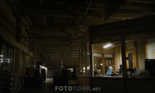 In.The.Aisles.2018.1080p.BluRay.x264.DUAL.TR-GER.TORK.mkv_snapshot_00.01.30.644.jpg