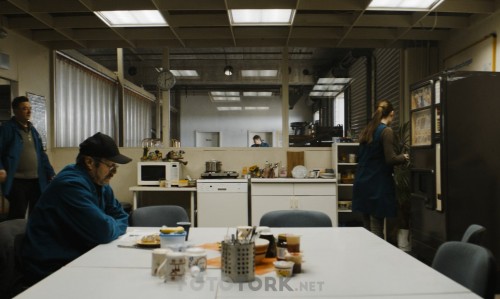 In.The.Aisles.2018.1080p.BluRay.x264.DUAL.TR-GER.TORK.mkv_snapshot_00.18.49.124.jpg